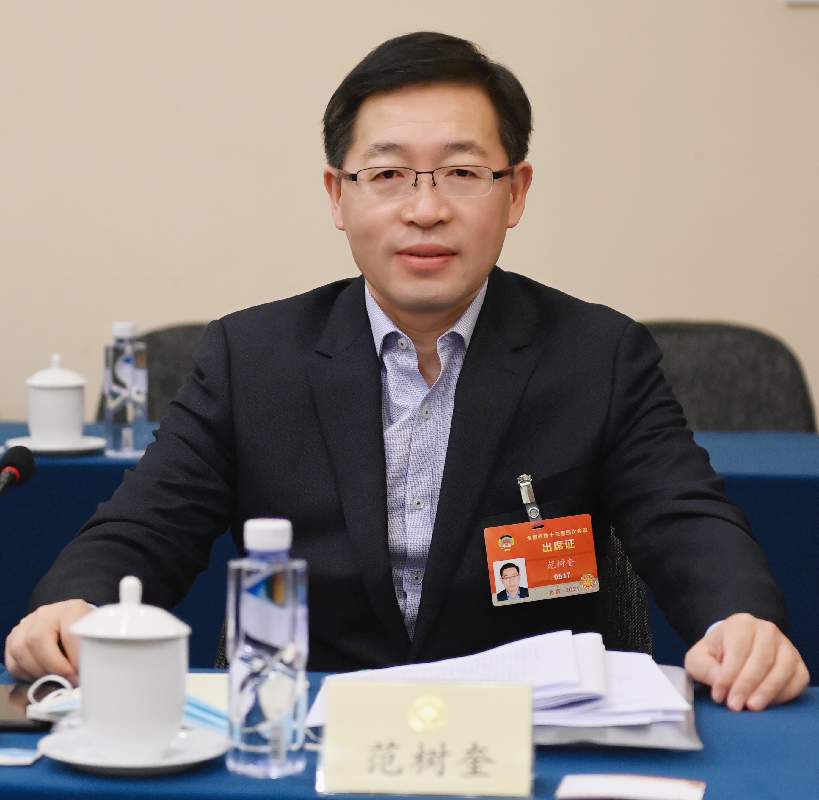 中联集团董事长_中联天下董事长严锋